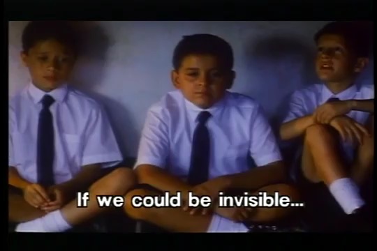 «Невидимые дети» (Los niños invisibles) (2001)