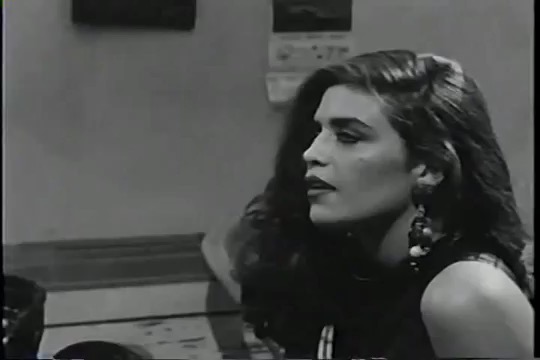 «Женщина, которая приходила в шесть» (La mujer que llegaba a las seis) (1992)